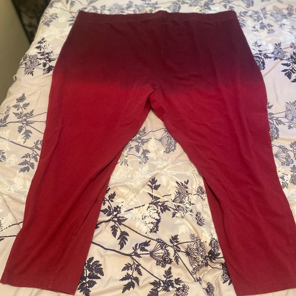 torrid Ombre Plus-Size Leggings, Red, Size 6X - Picture 1 of 2